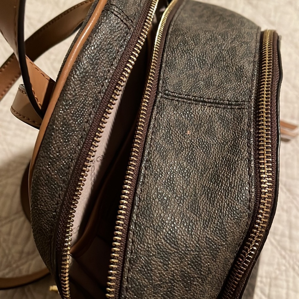 Michael Kors Medium Logo Backpack - Picture 5 of 10